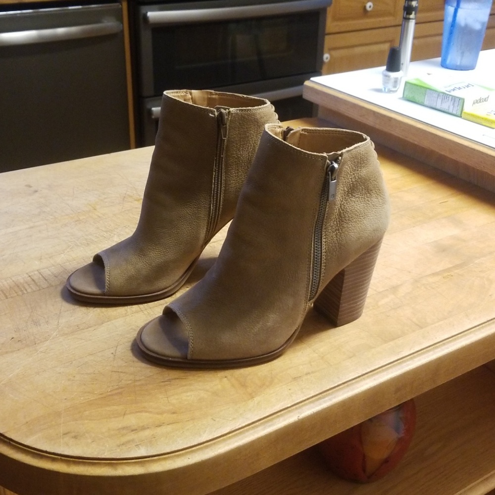 Tan open toe boots
